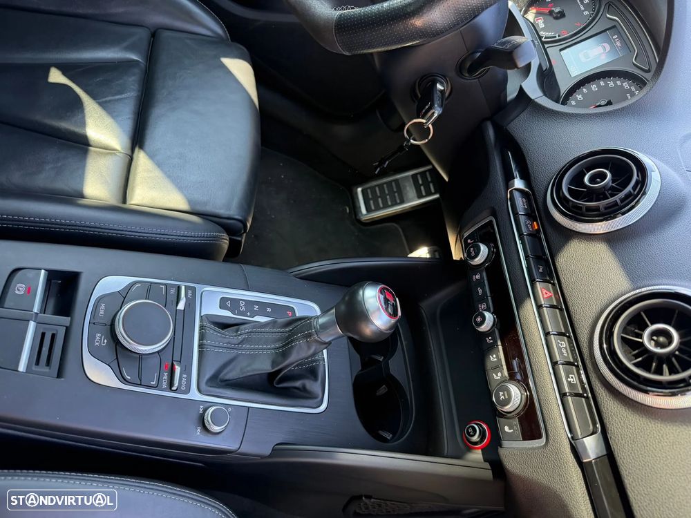 Audi RS3 Sportback - 21