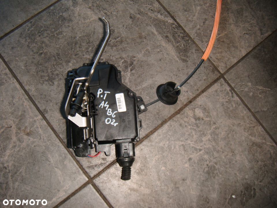 audi a4 b6 03r zamek drzwi prawy tył - 1