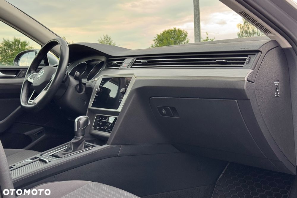 Volkswagen Passat 1.5 TSI EVO Essence DSG - 29
