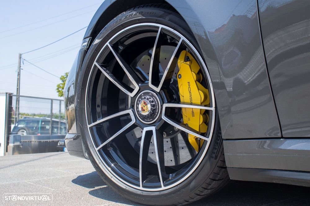 Porsche 911 (992) Turbo S PDK - 20