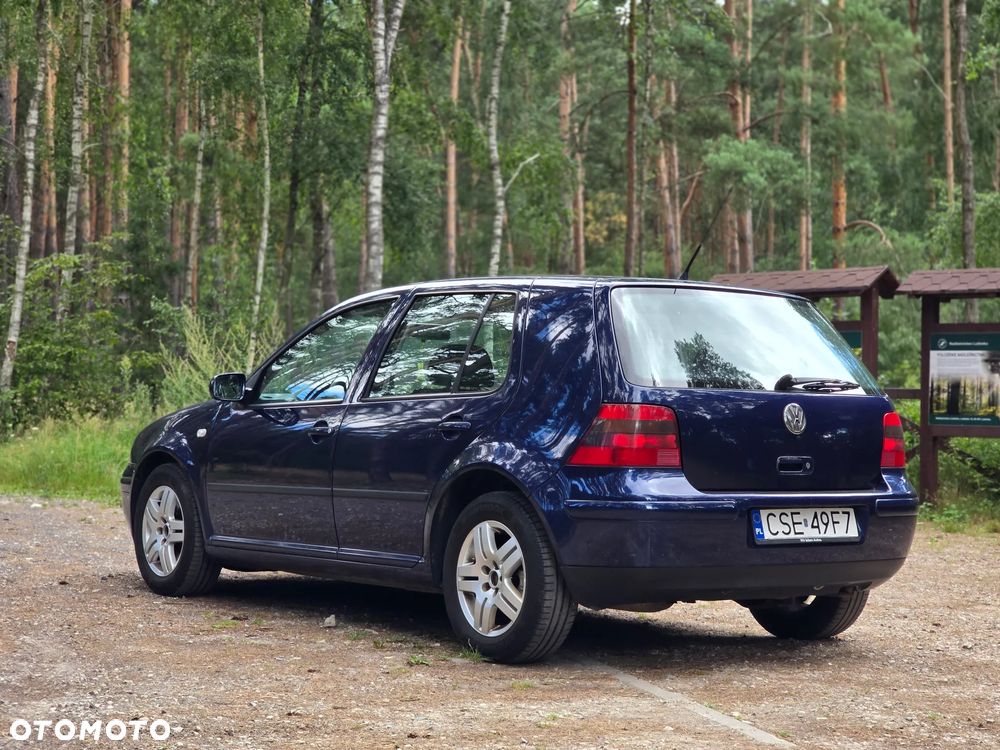 Volkswagen Golf - 3