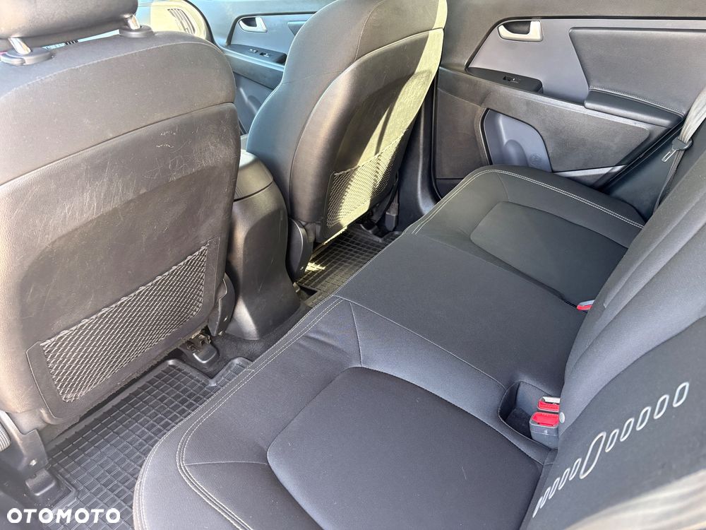 Kia Sportage 1.7 CRDI 2WD Attract - 20