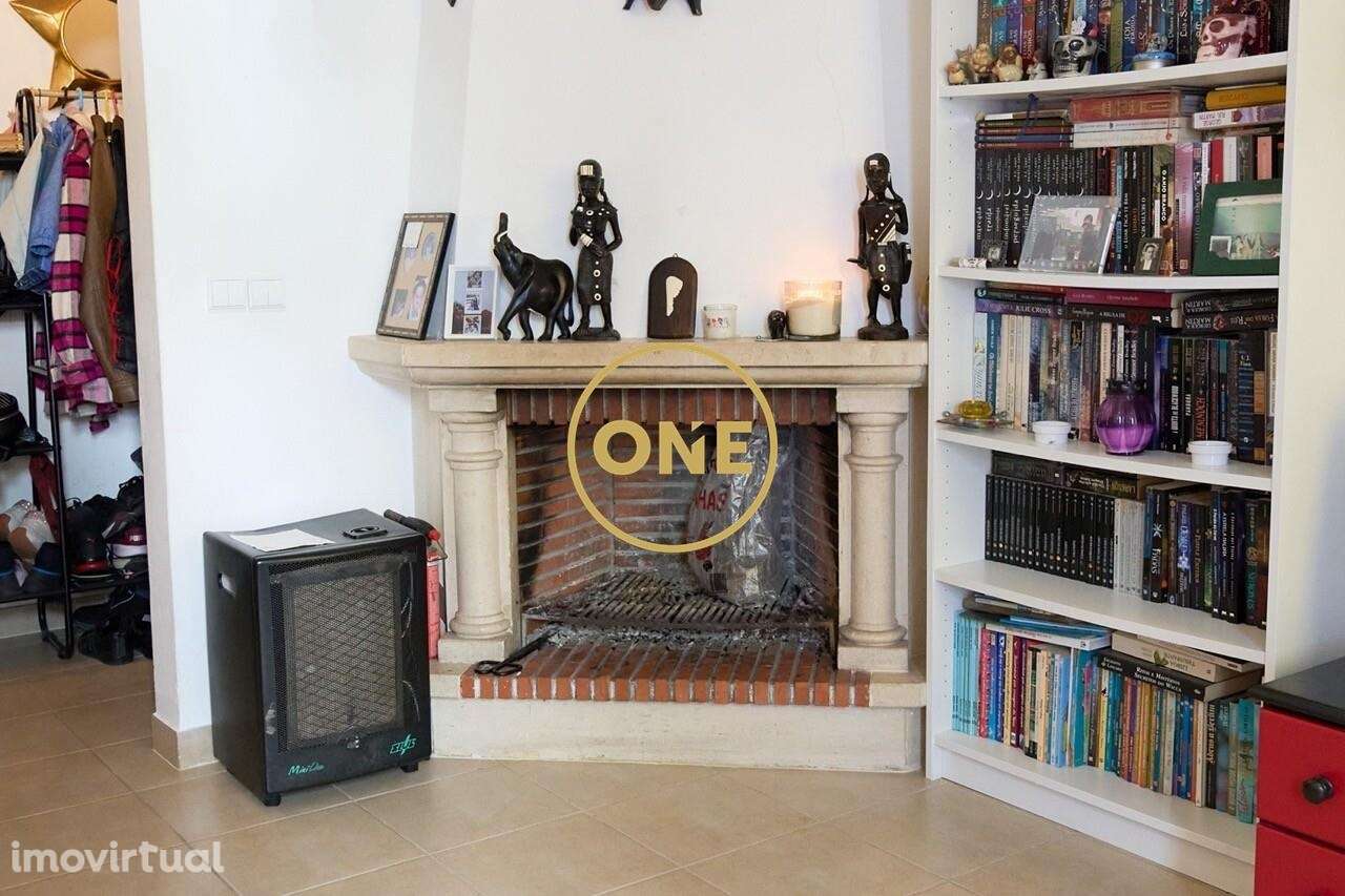 Apartamento T3 com Parqueamento e Arrecadação em Paredes, Alenquer - Grande imagem: 4/21