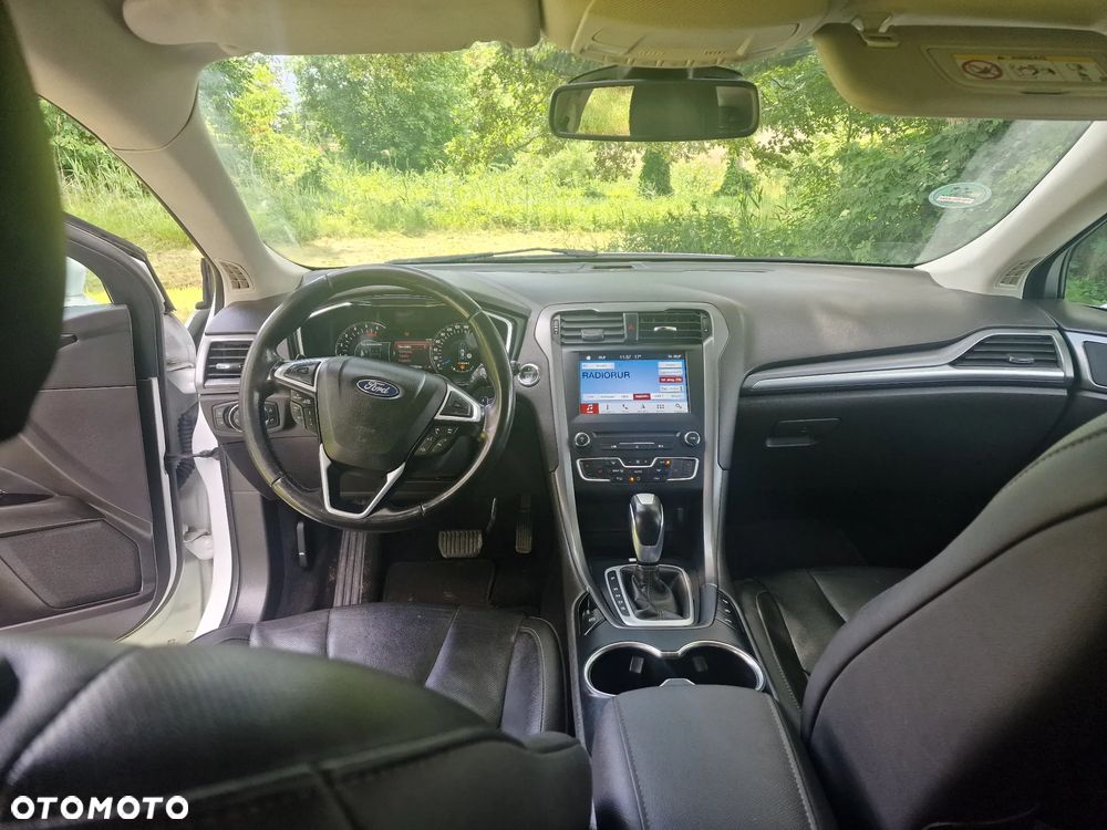 Ford Mondeo 2.0 TDCi STart-Stopp PowerShift-Aut ST-Line - 4