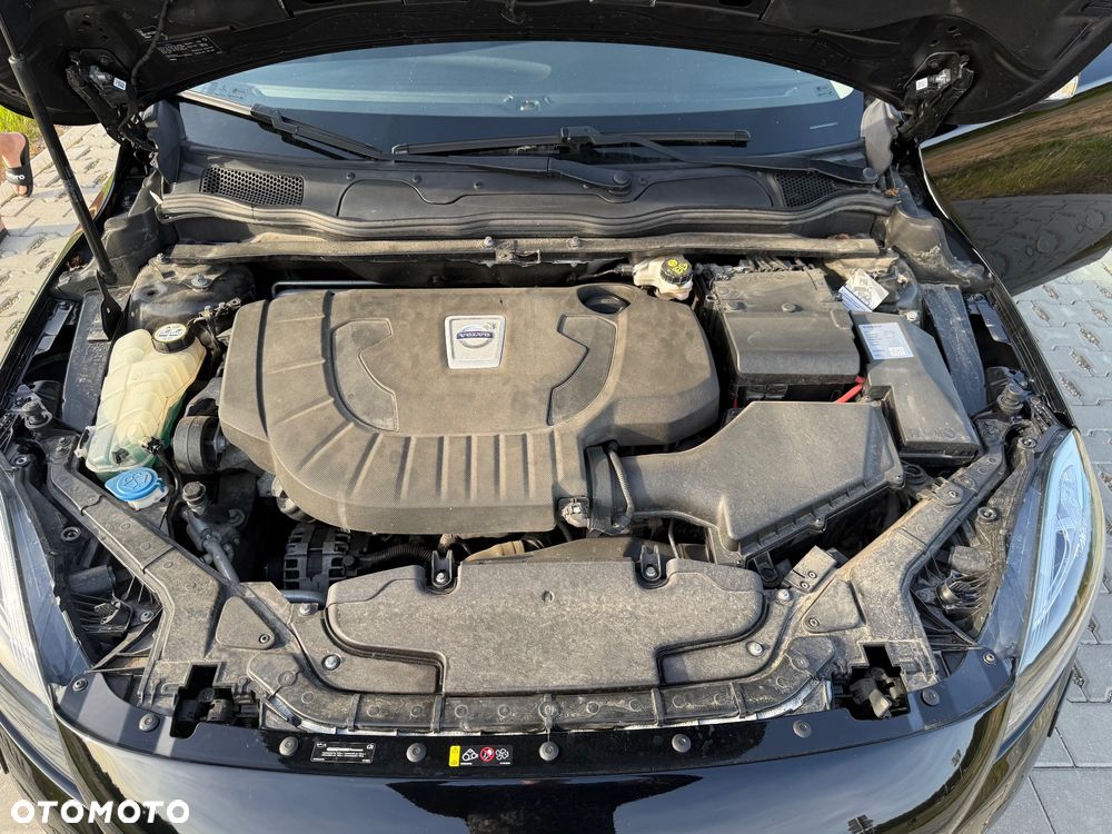 Volvo V40 D3 Momentum - 20