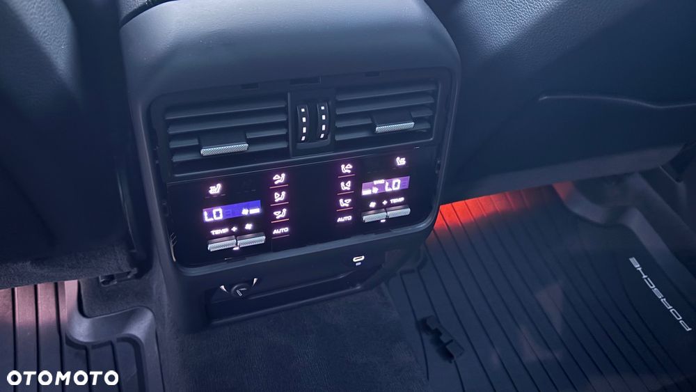 Porsche Cayenne S Platinum Edition - 20