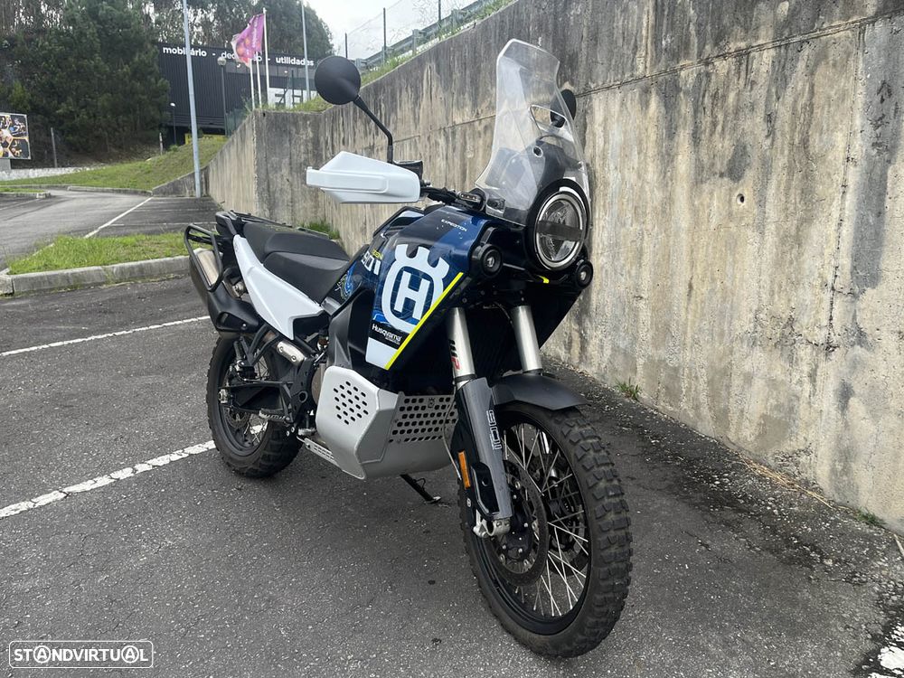 Husqvarna Norden 901 Expedition - 2