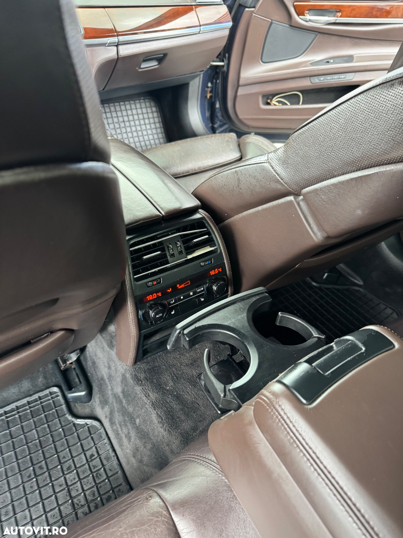 BMW Seria 7 740d xDrive Aut. - 15