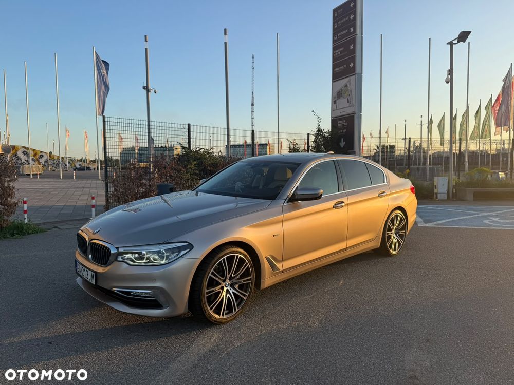 BMW Seria 5 530i Luxury Line - 3