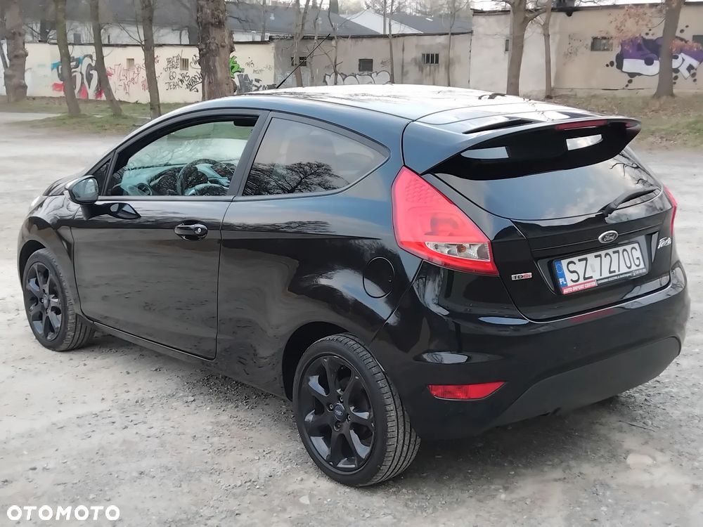 Ford Fiesta 1.4 TDCi Gold X - 18