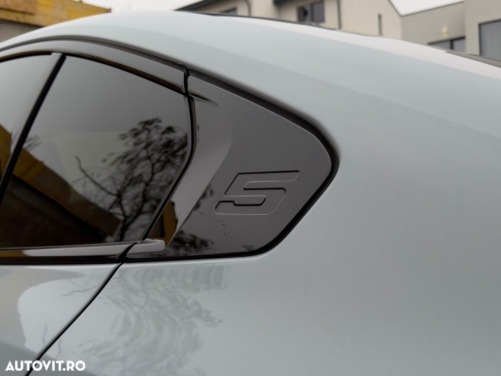 BMW Seria 5 520d AT MHEV - 16