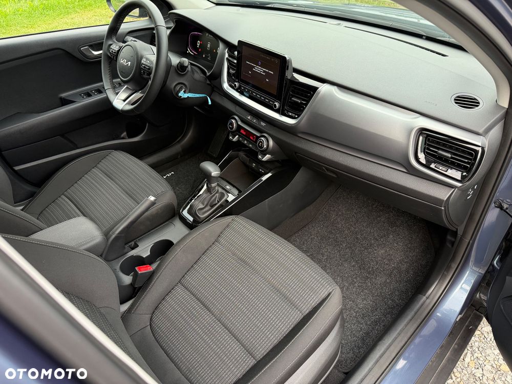 Kia Stonic 1.0 T-GDI 100 OPF DCT7 Vision - 17