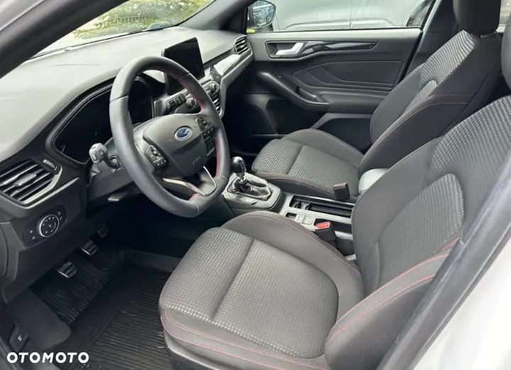 Ford Focus - 9