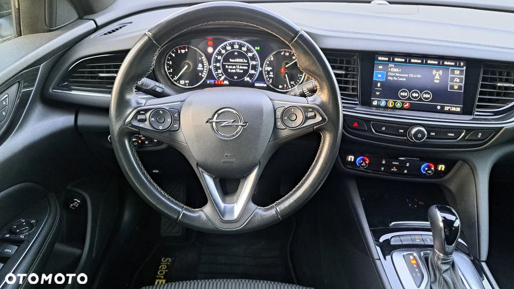 Opel Insignia - 12