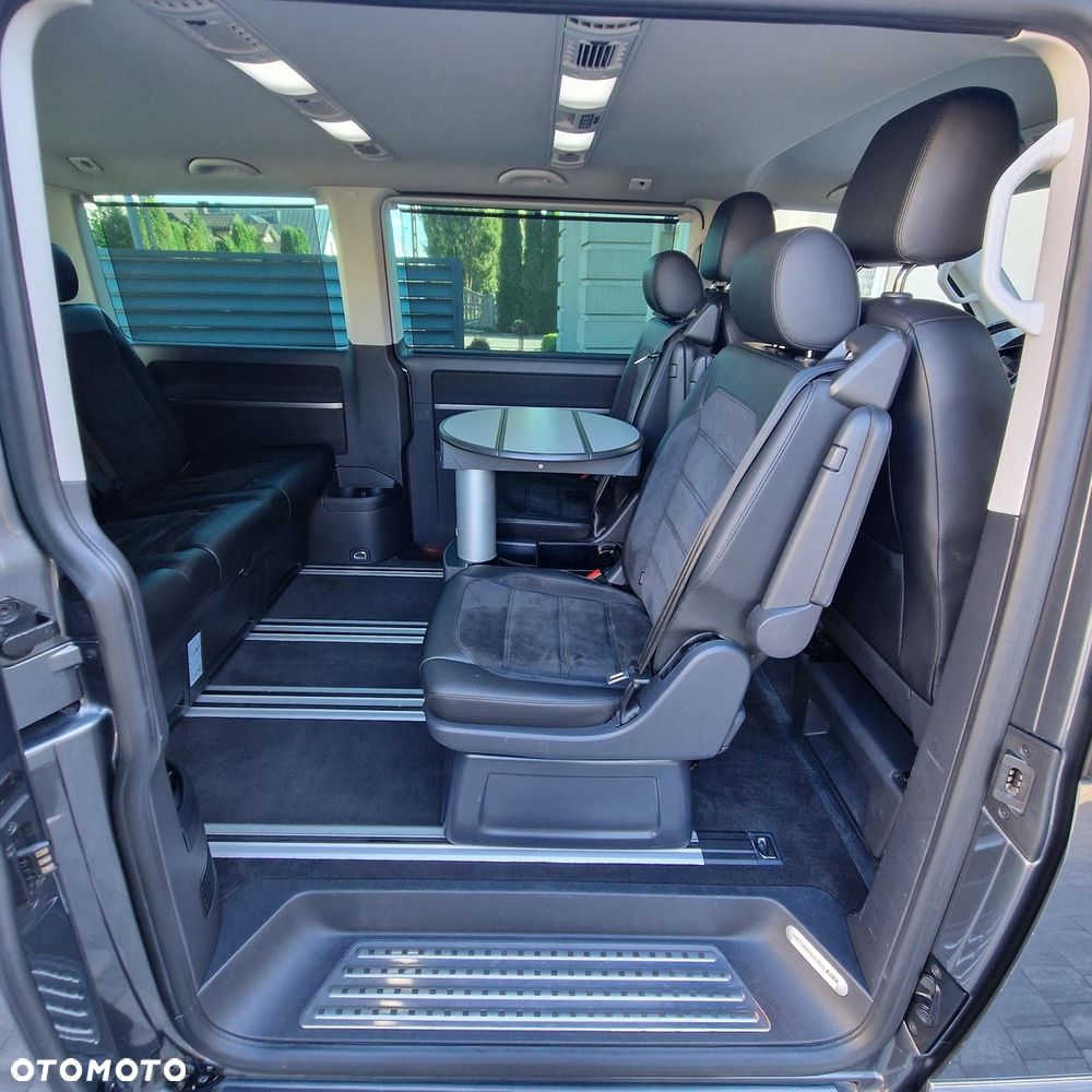 Volkswagen Multivan - 29