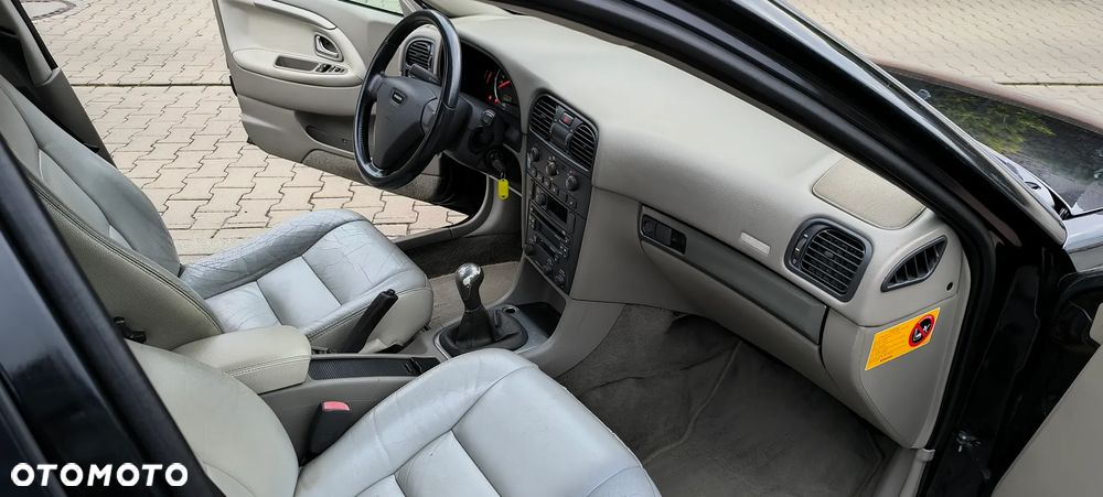 Volvo V40 2.0 '75' Elegance - 10