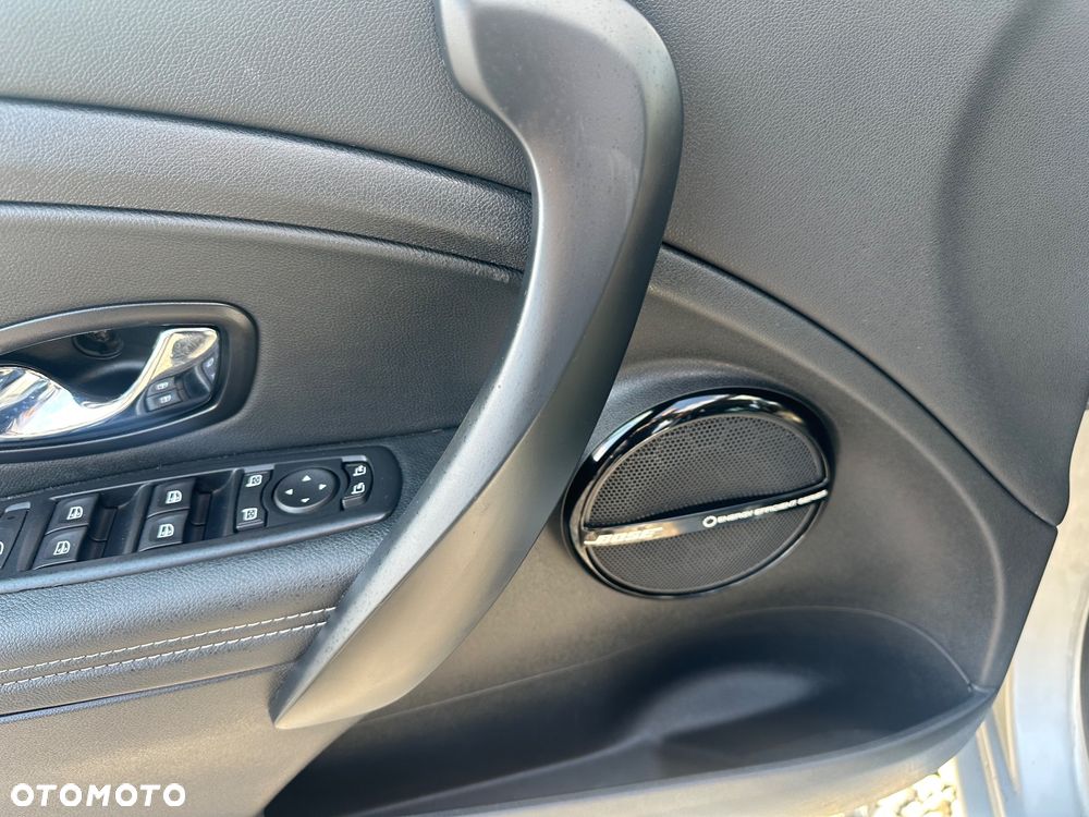 Renault Megane ENERGY TCe 130 Start & Stop Bose Edition - 15