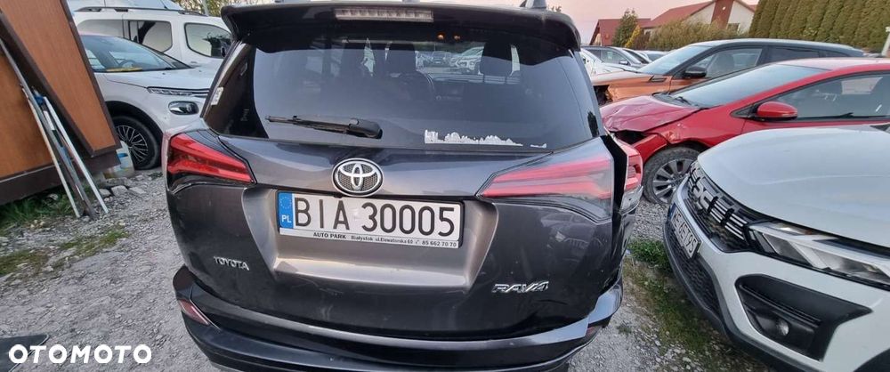 Toyota RAV4 - 17
