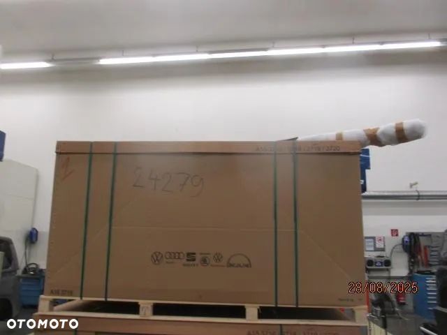 VW CRAFTER CALIFORNIA WNĘTRZE 2021 | NOWE 39km | RHD FABRYCZNE - 10