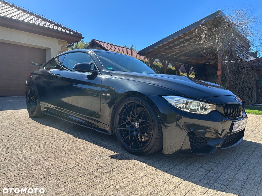 BMW M4 - 4