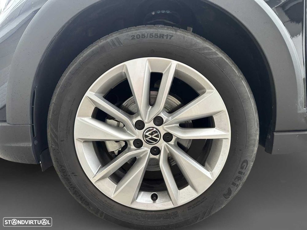 VW Taigo 1.0 TSI Urban DSG - 14