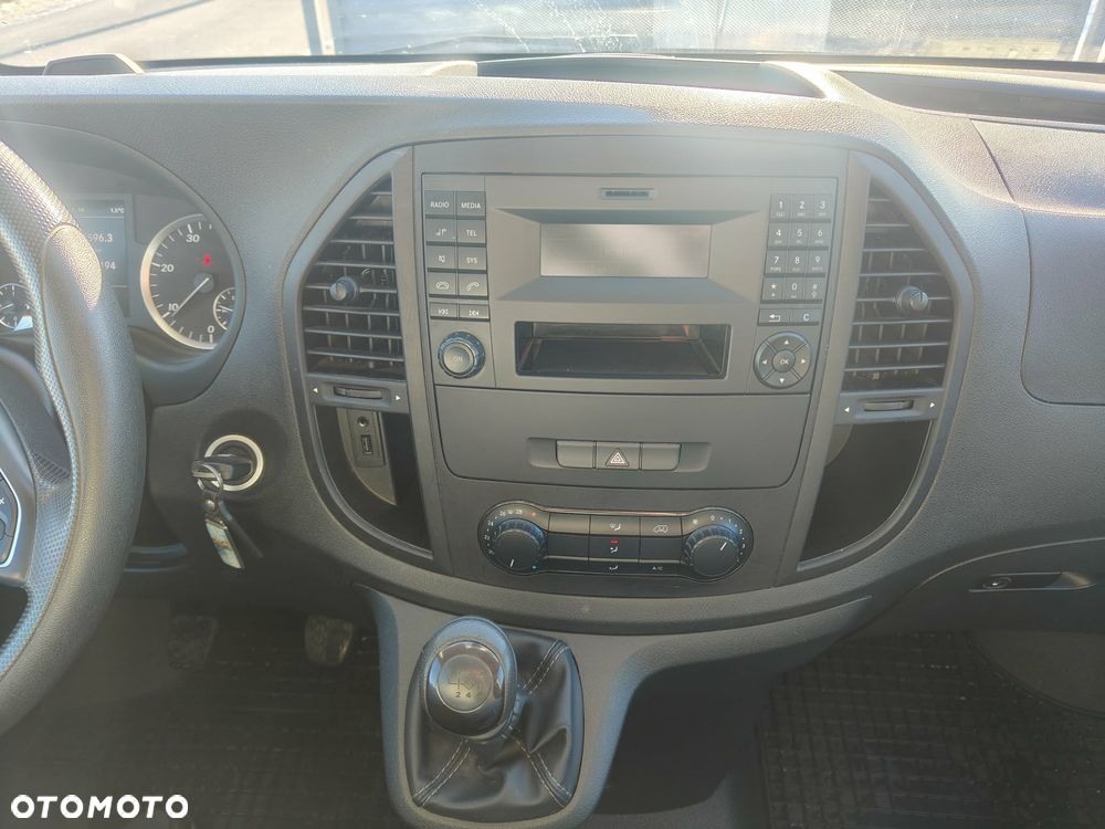 Mercedes-Benz VITO - 16