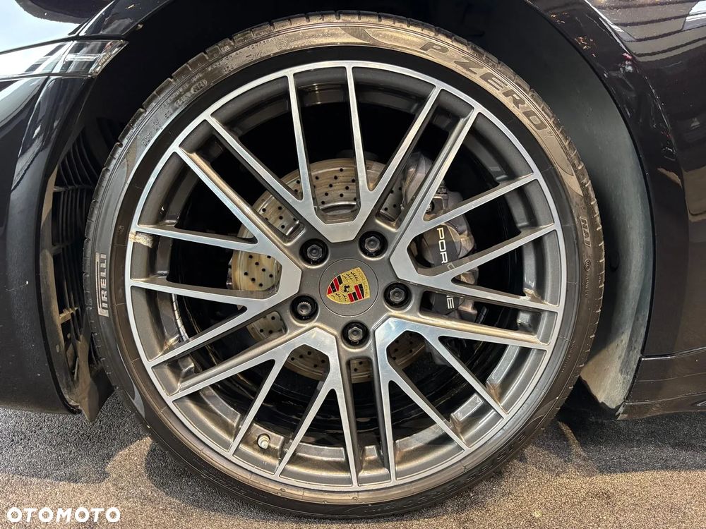 Porsche 911 Targa 4 - 14