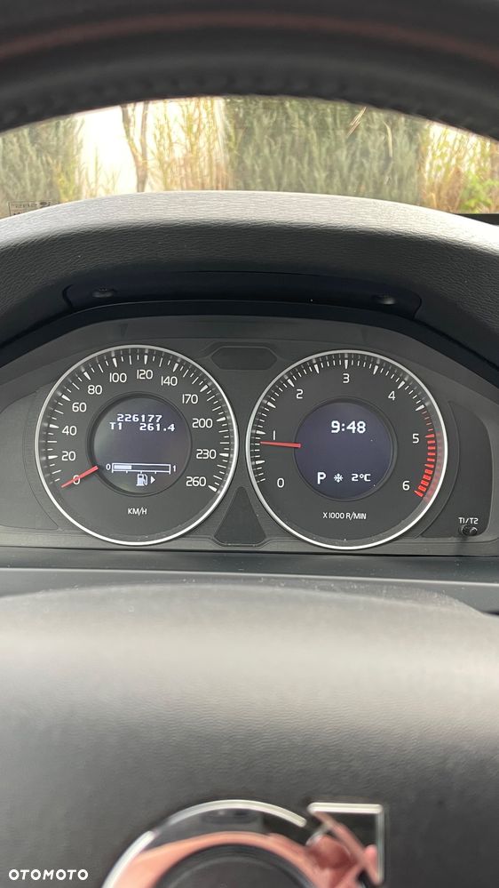 Volvo V60 D2 Geartronic Powershift Kinetic - 8