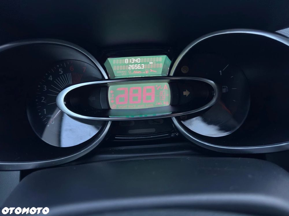 Renault Clio 1.2 16V 75 LIMITED - 16