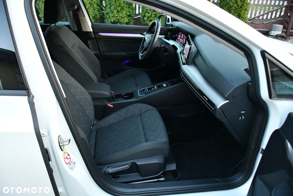 Volkswagen Golf 1.0 eTSI Life DSG - 7