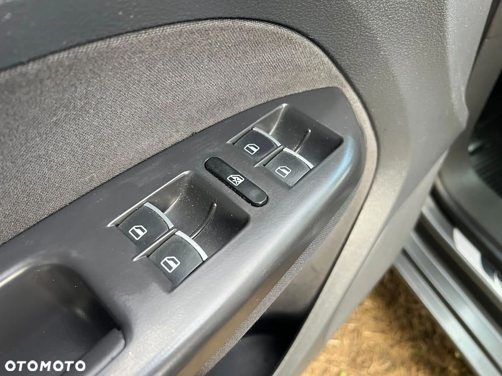 Volkswagen Touran 1.6 TDI DPF Cup - 26