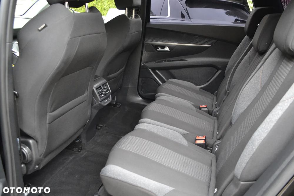 Peugeot 5008 1.2 PureTech Active Pack S&S EAT8 - 11