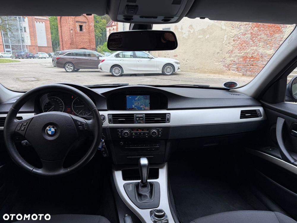 BMW Seria 3 - 10