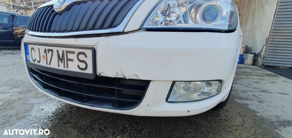 Skoda Octavia 1.6 TDI DPF Ambiente - 23