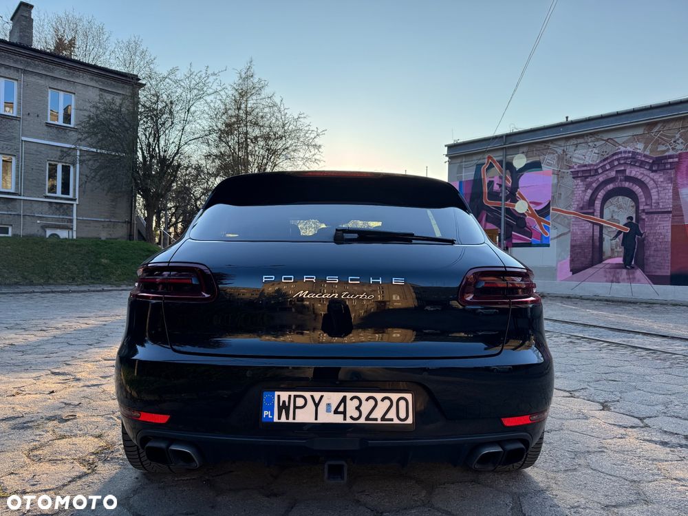 Porsche Macan - 10