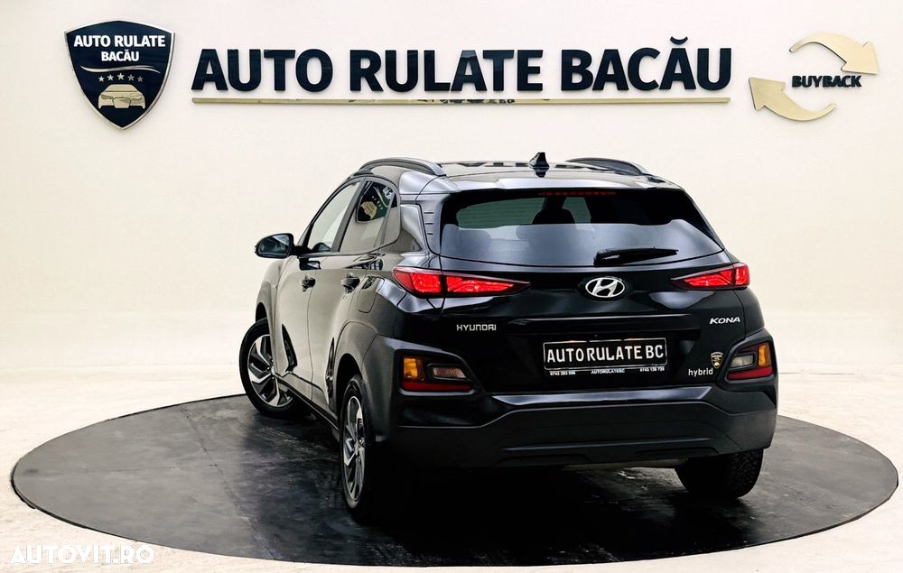 Hyundai KONA - 7