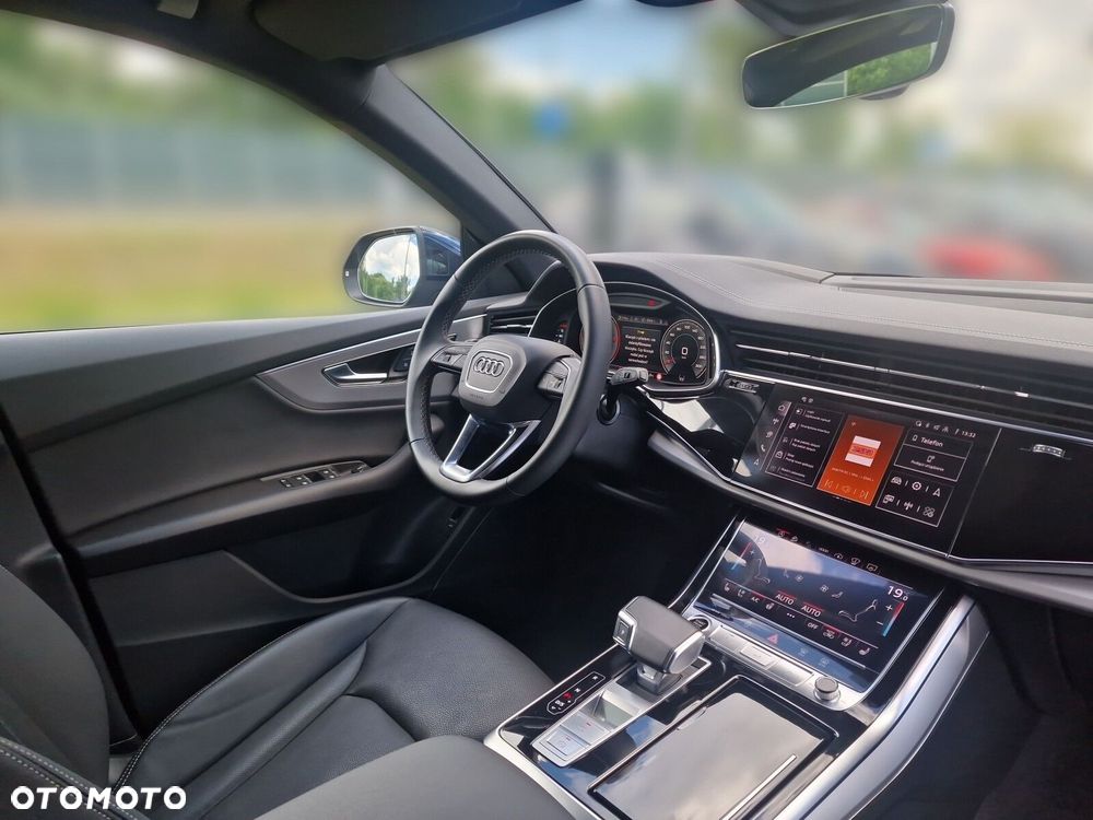 Audi Q8 - 10