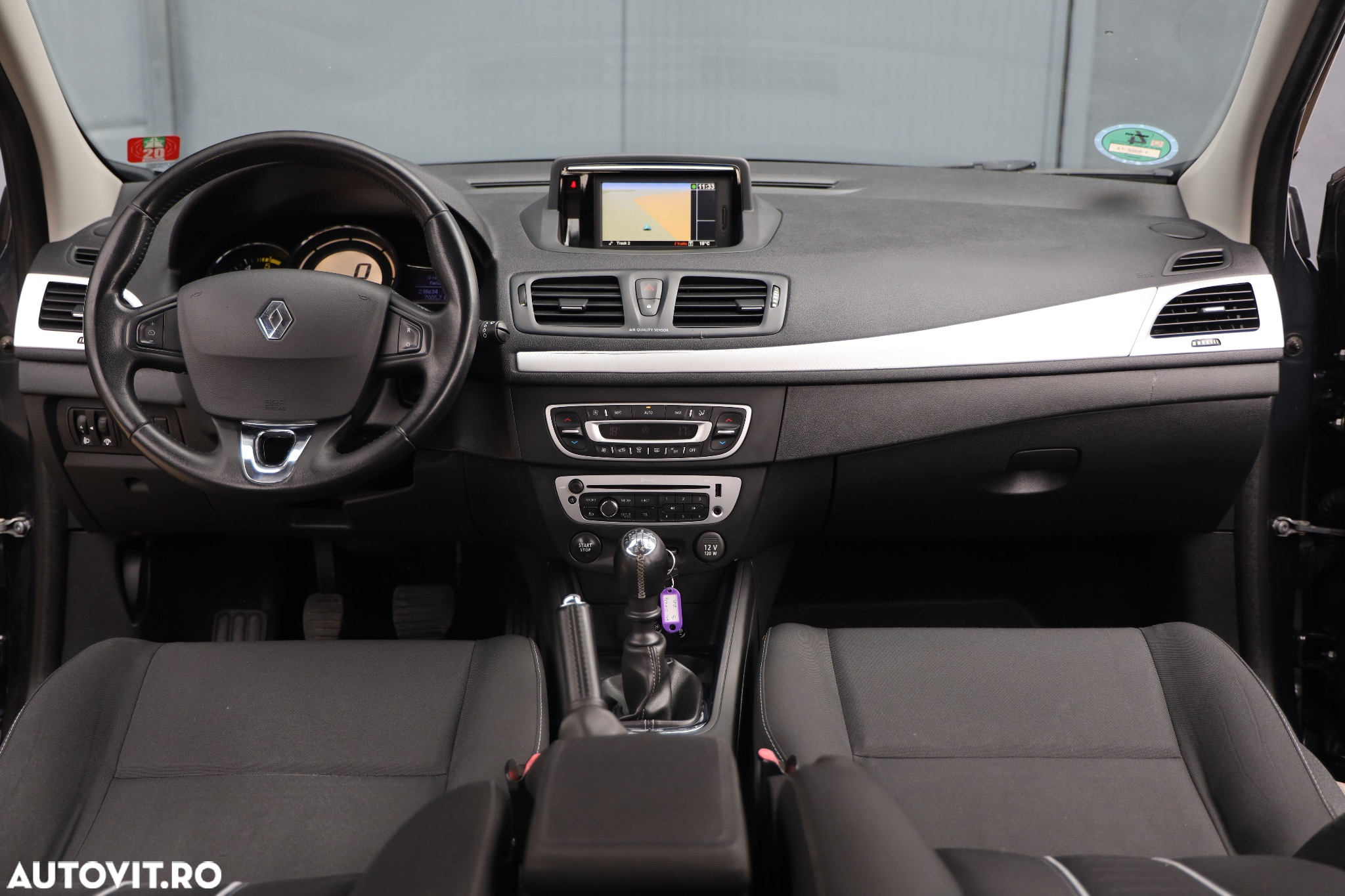 Renault Megane ENERGY dCi 110 INTENS - 13