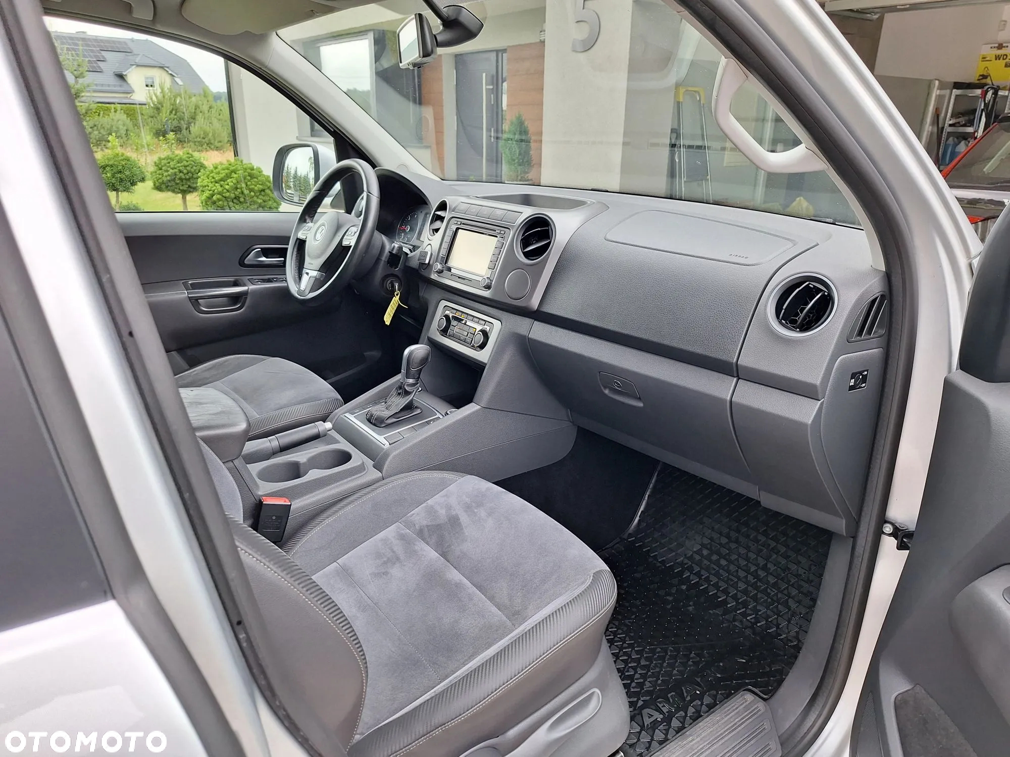 Volkswagen Amarok 2.0 BiTDI 4MOTION Autm Highline - 12