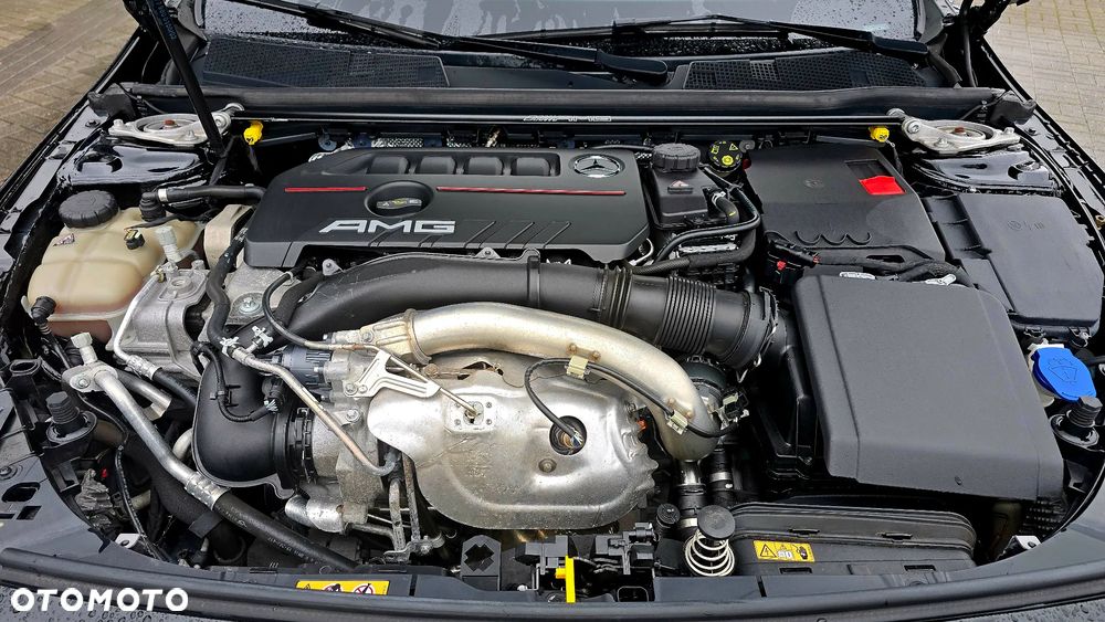 Mercedes-Benz CLA AMG 35 4-Matic 7G-DCT - 22