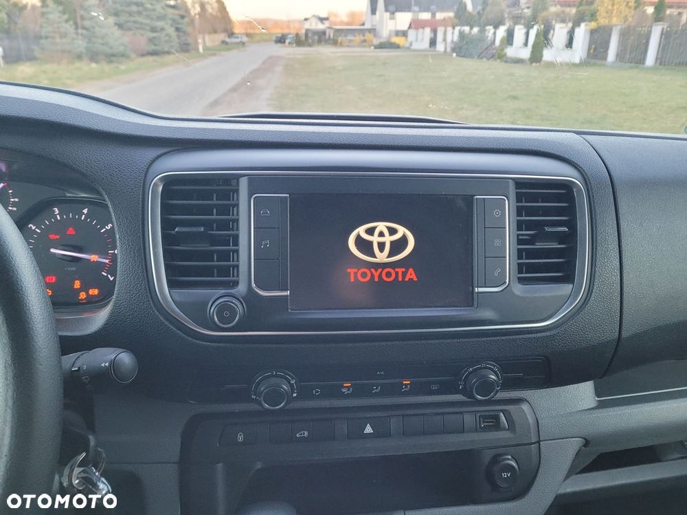 Toyota Proace LONG kamera 122KM NaviGoogle 3-osobowy - 28