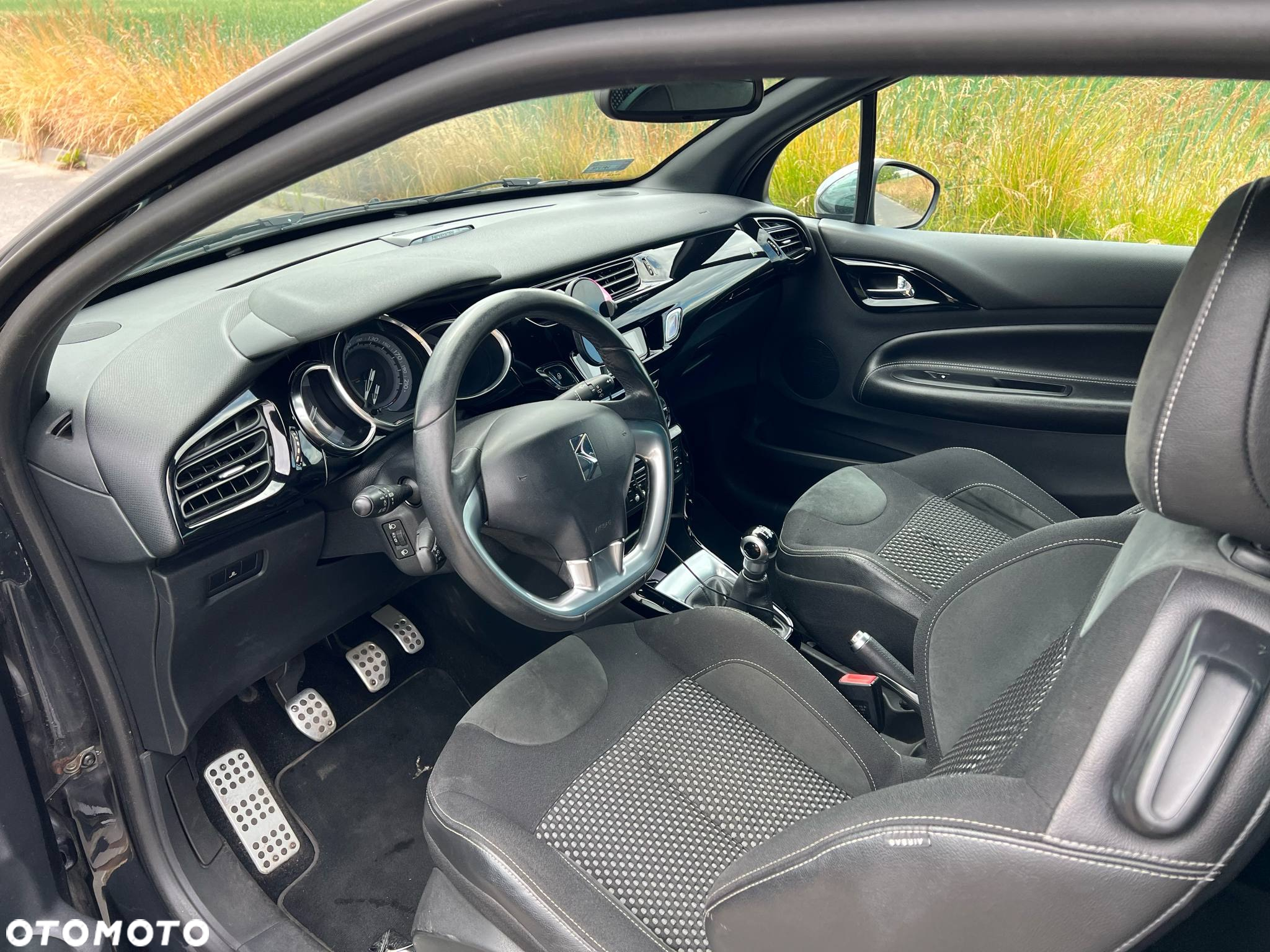 Citroën DS3 VTi 120 SoChic - 7
