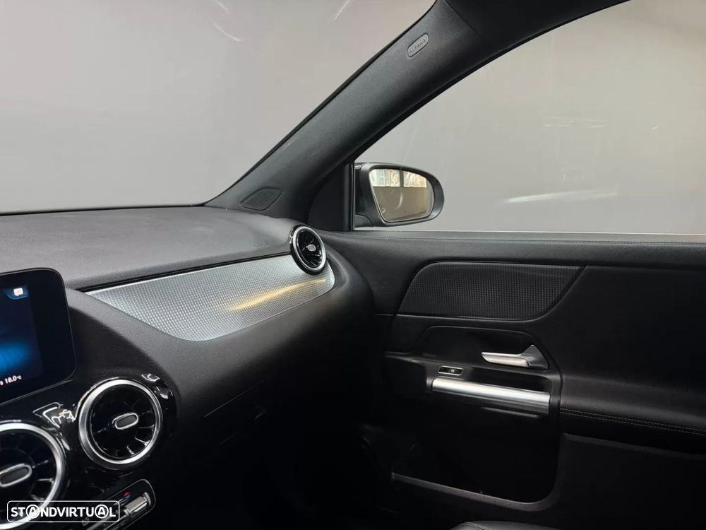 Mercedes-Benz GLA 250 e 8G-DCT - 7