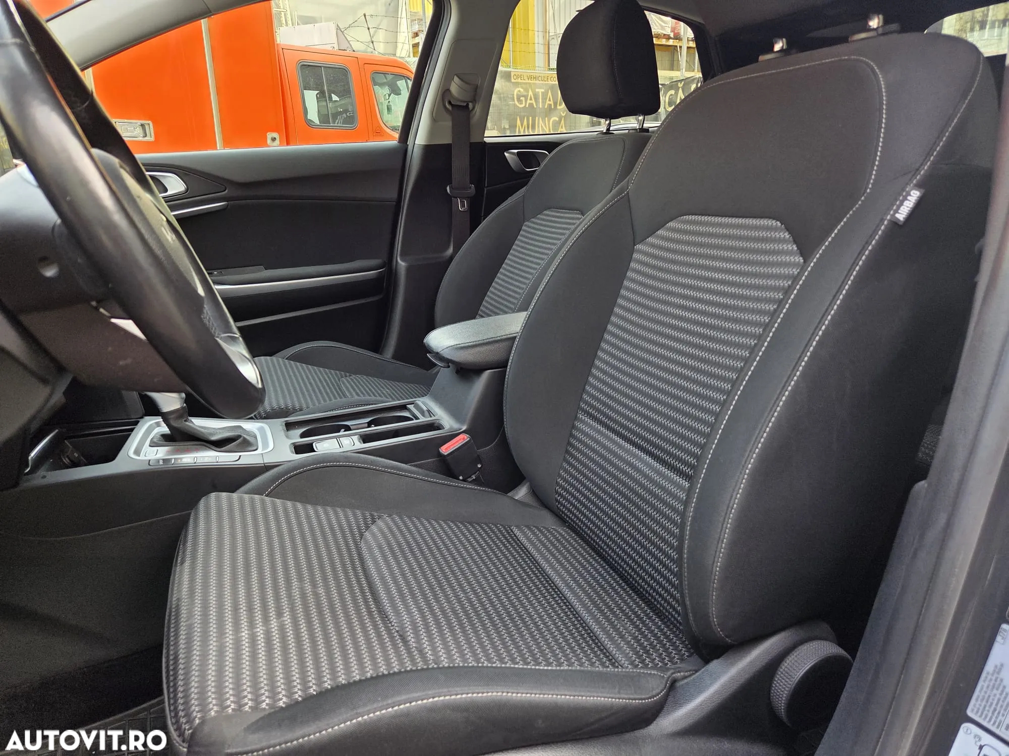 Kia XCeed 1.5 T-GDI 7DCT City+ - 9