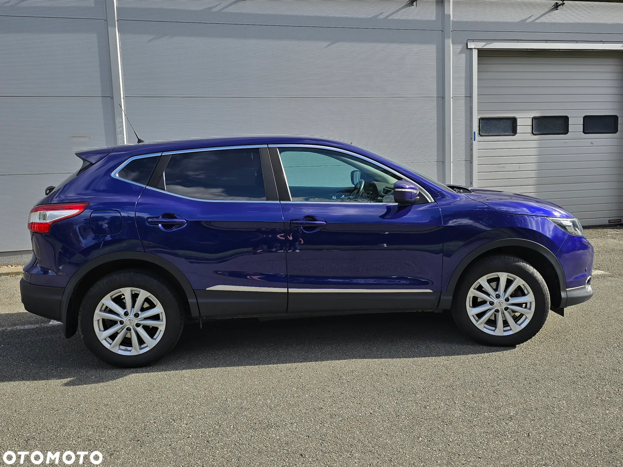 Nissan Qashqai 1.5 dCi N-CONNECTA - 3
