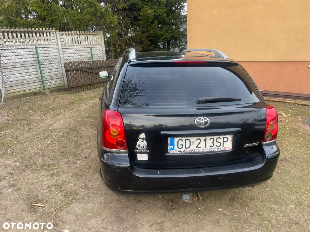 Toyota Avensis 1.8 VVT-i Luna - 11