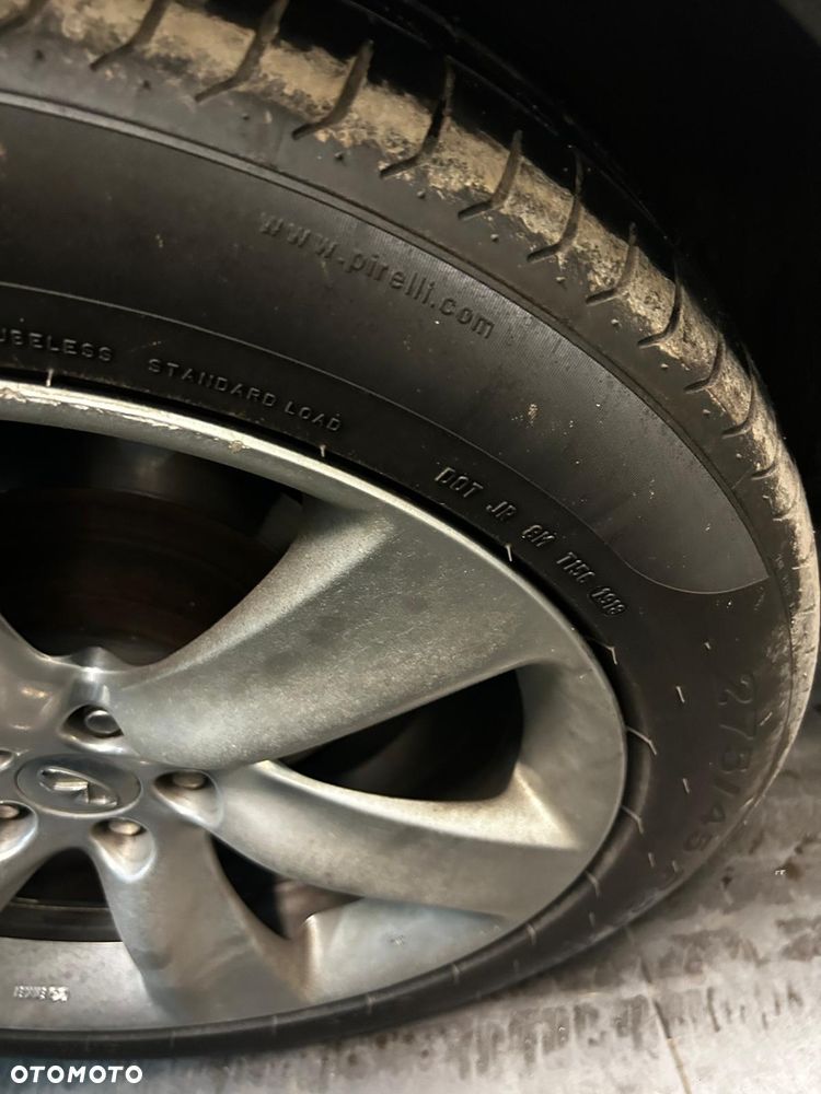 Infiniti FX FX30d GT Premium - 27