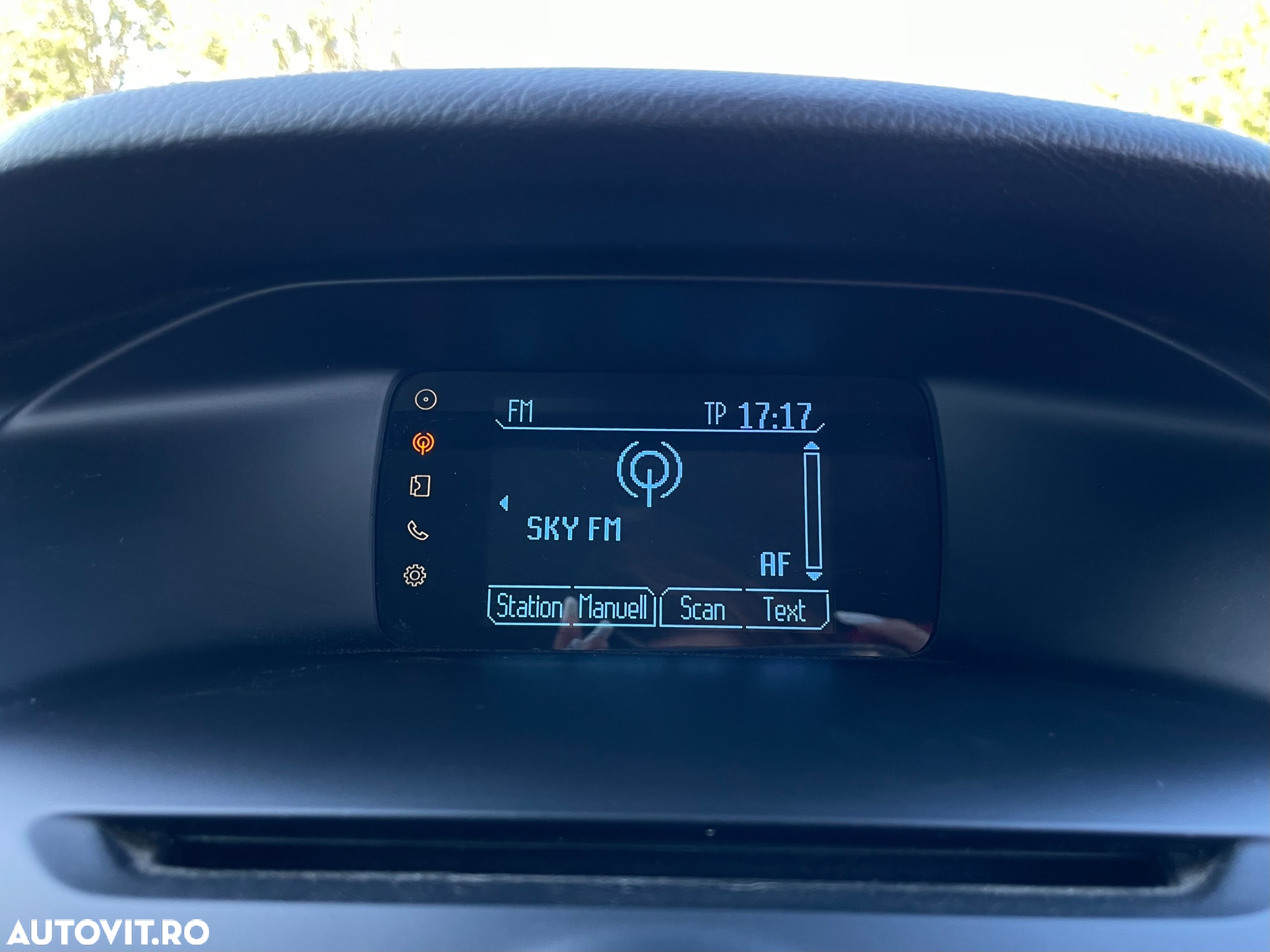 Ford Focus Turnier 1.0 EcoBoost Start-Stopp-System Champions Edition - 20