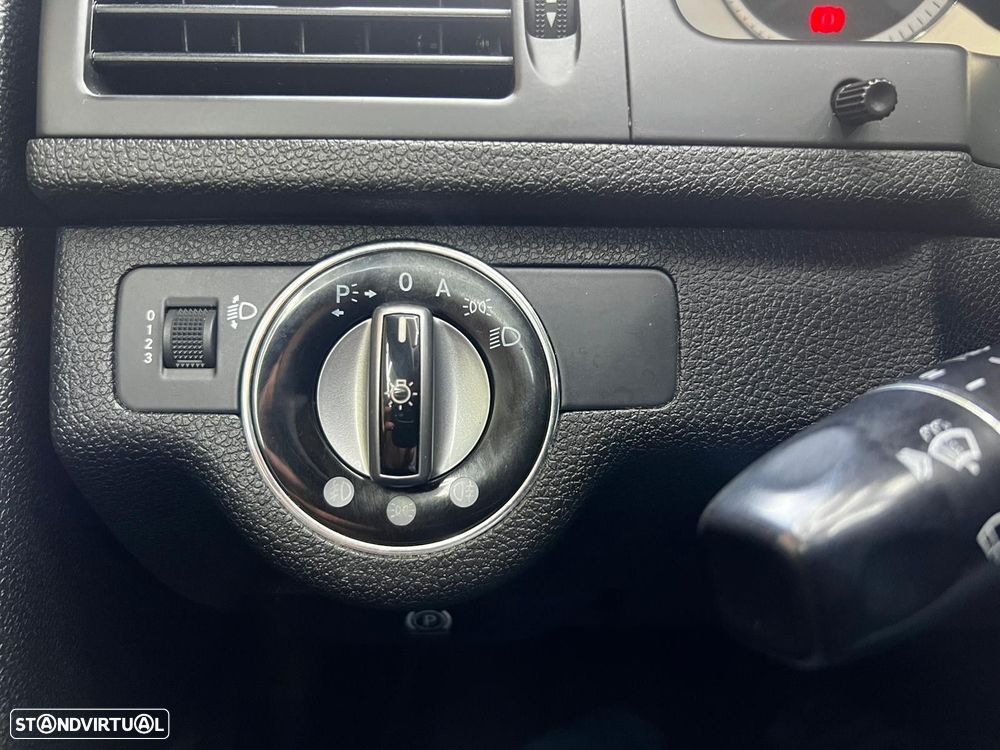 Mercedes-Benz C 180 K Elegance BlueEfficiency - 35