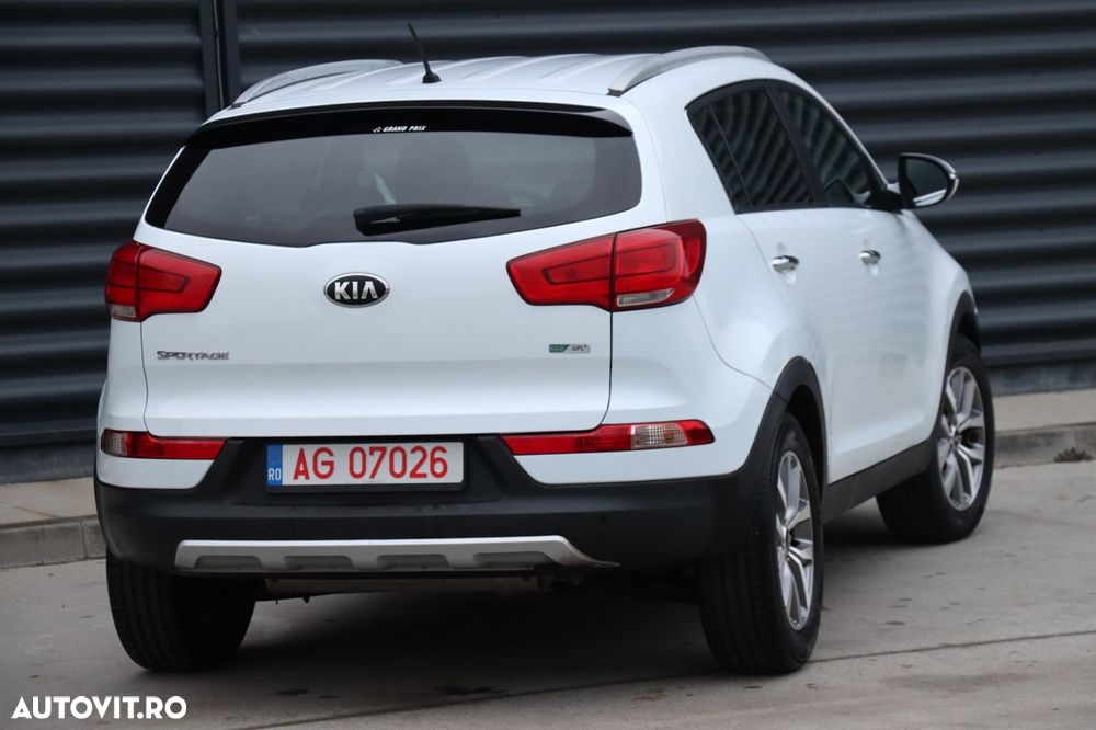 Kia Sportage 1.6 GSL MT 4x2 PREMIUM - 4
